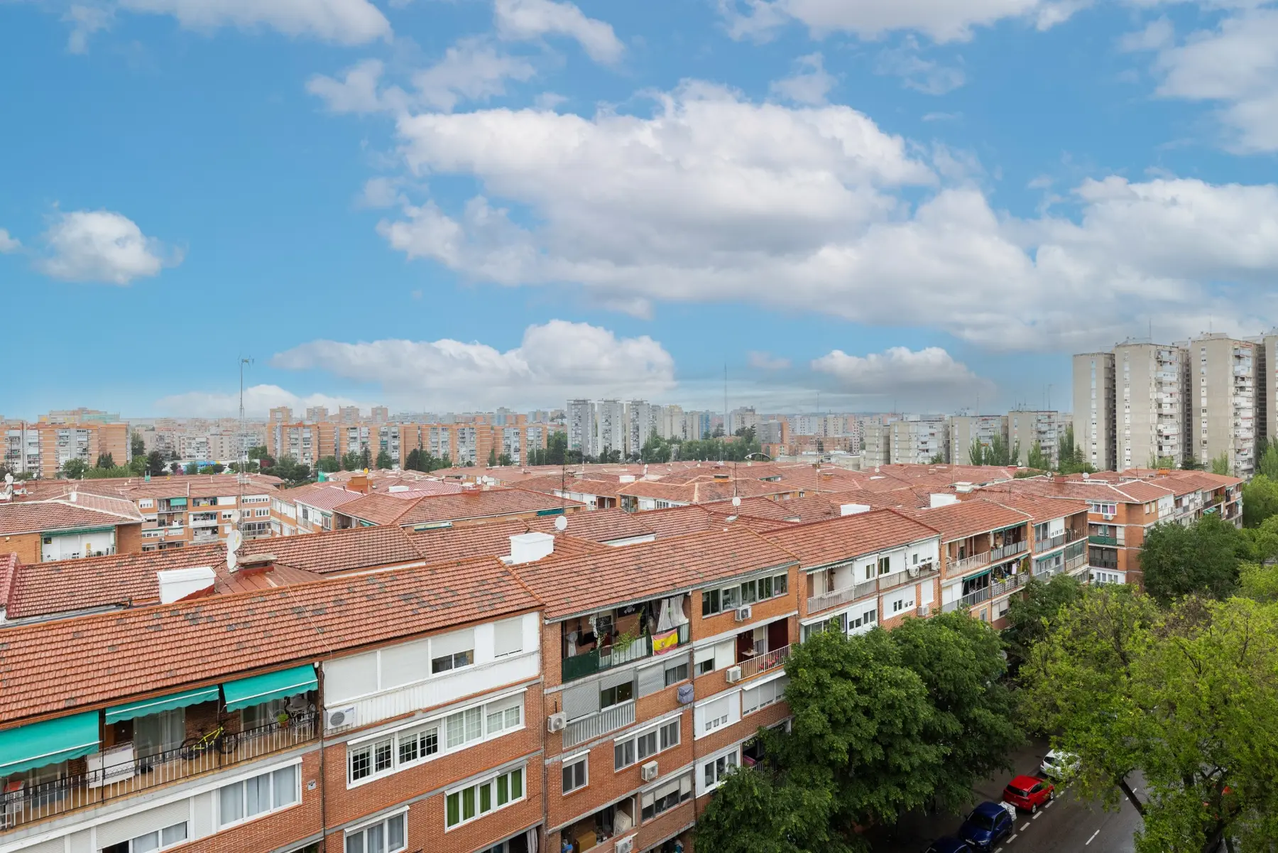 Terraza y vistas del dúplex vendido en Alpedrete